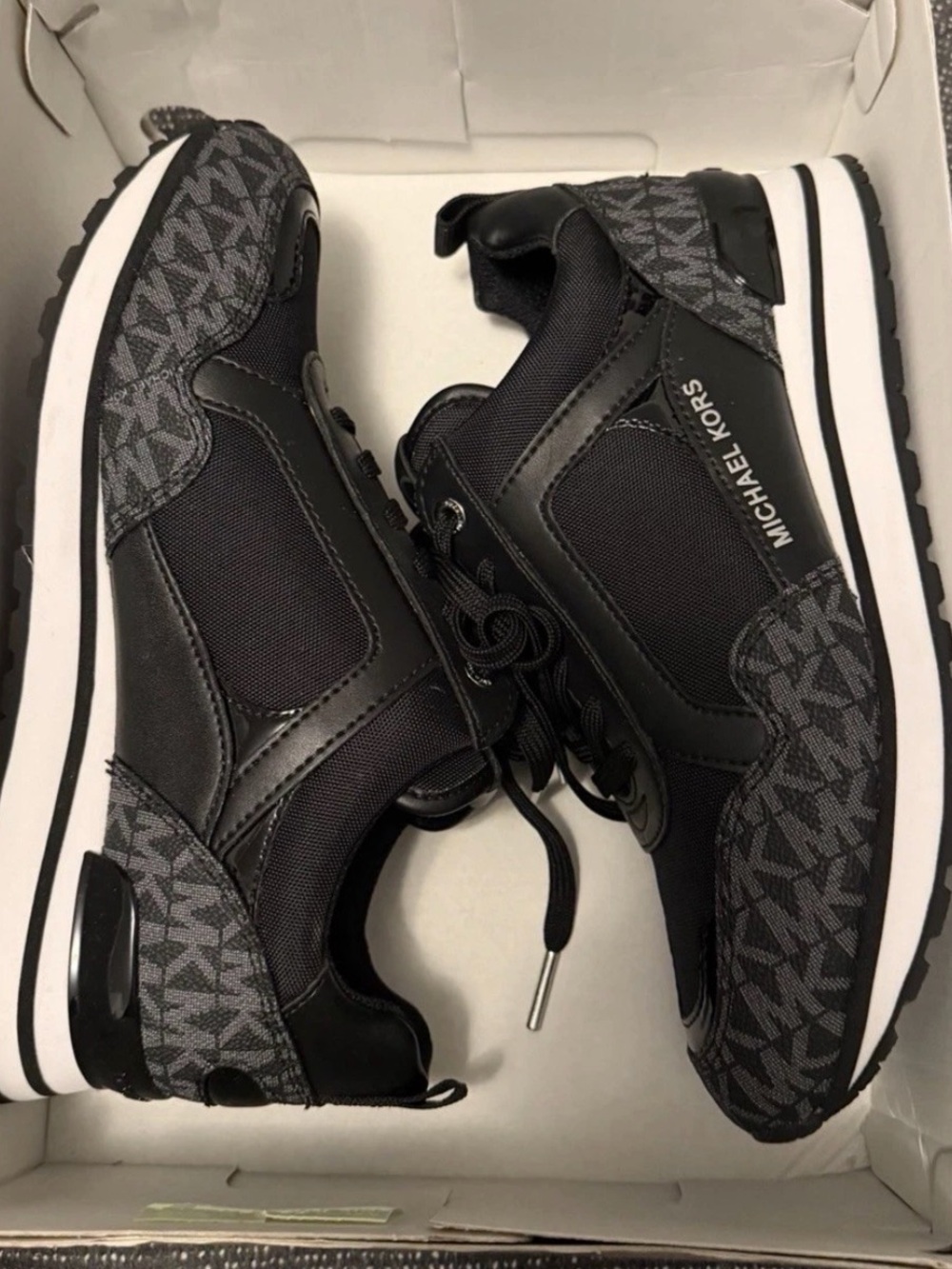 Michael Kors Men’s Black & Gray Logo-Print Sneakers